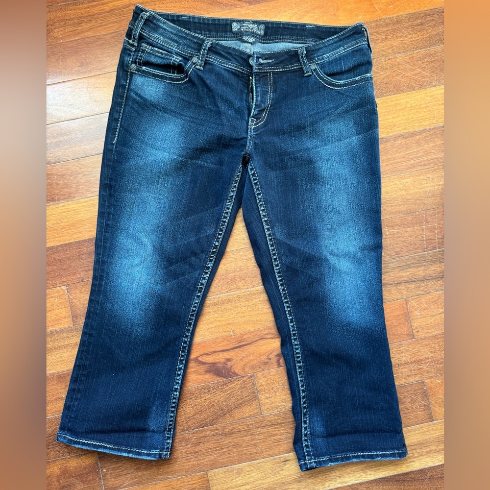 Silver Jeans Dark Blue Straight Leg Women's Capris